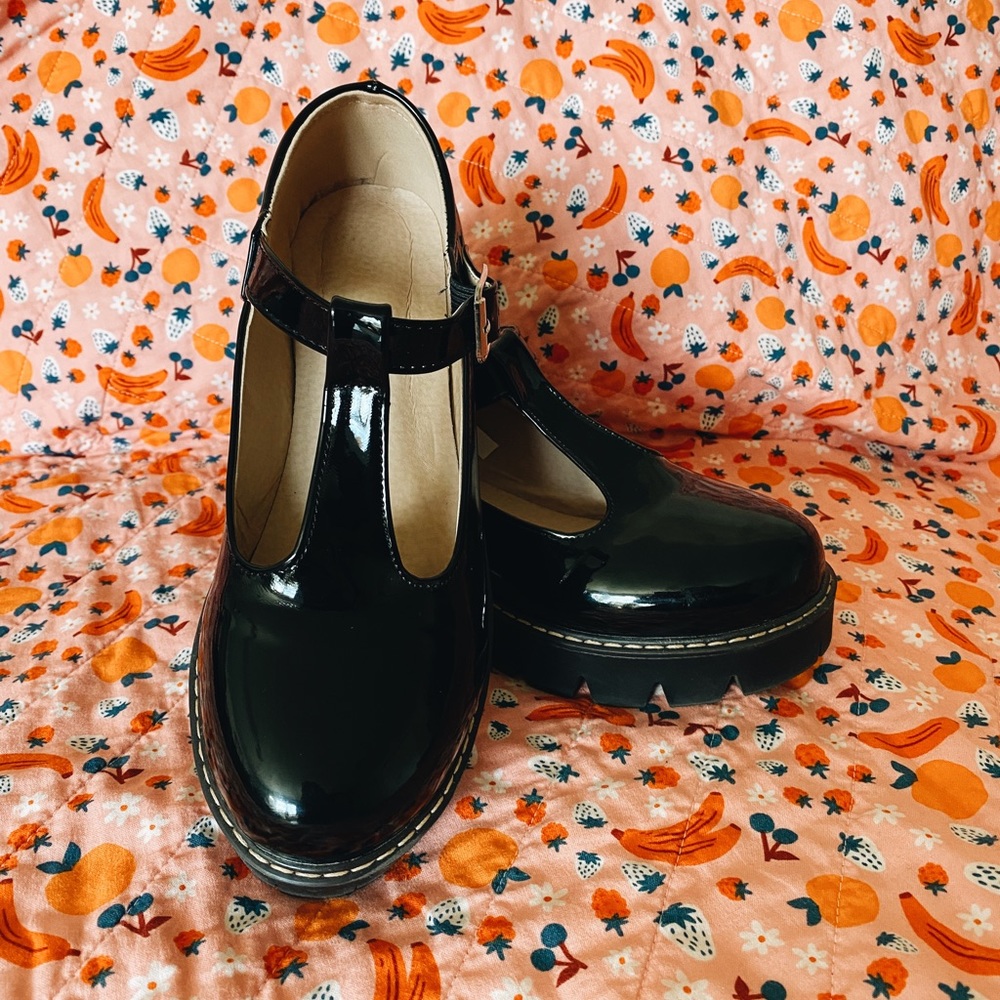 Patent leather t-strap Mary Janes